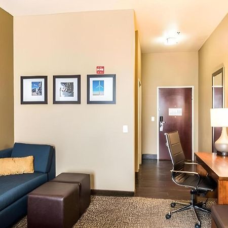 Hawthorn Extended Stay By Wyndham Amarillo Exterior photo