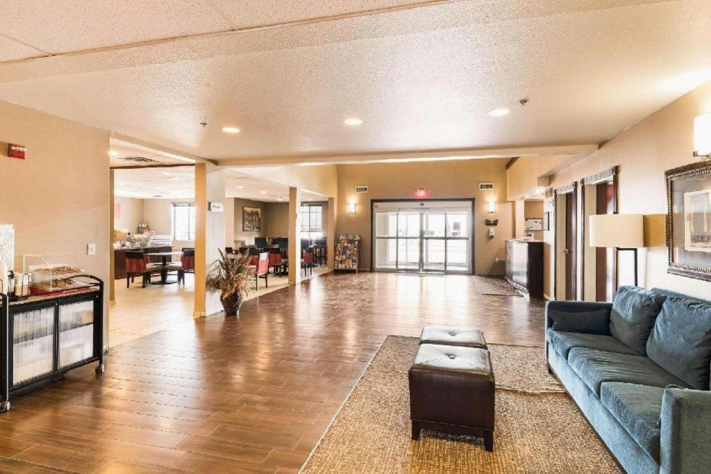 Hawthorn Extended Stay By Wyndham Amarillo Exterior photo