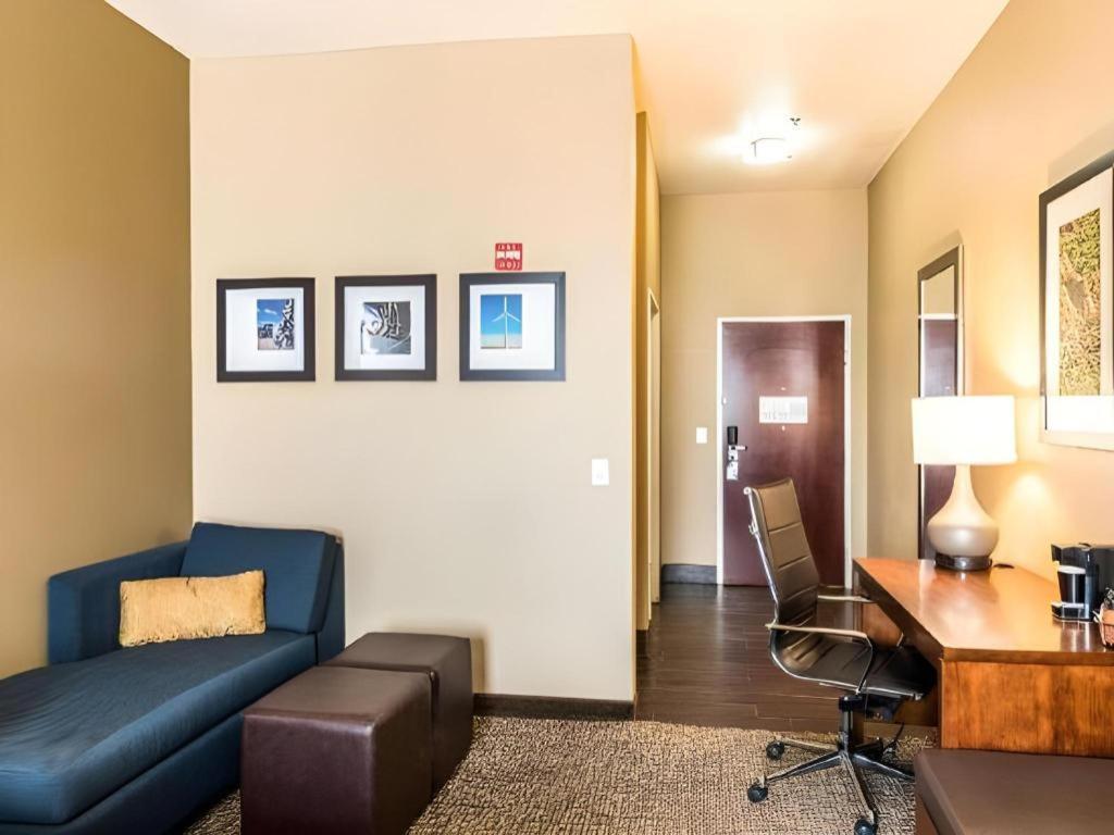 Hawthorn Extended Stay By Wyndham Amarillo Exterior photo