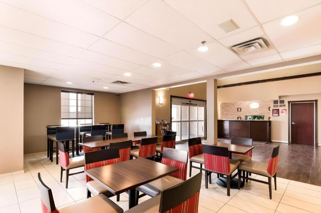 Hawthorn Extended Stay By Wyndham Amarillo Exterior photo