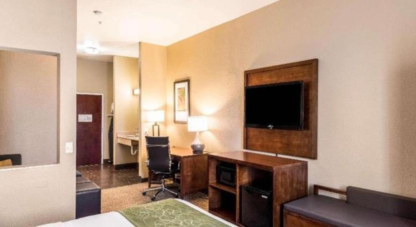 Hawthorn Extended Stay By Wyndham Amarillo Exterior photo