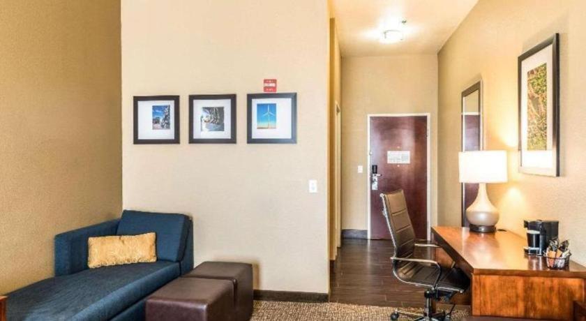 Hawthorn Extended Stay By Wyndham Amarillo Exterior photo
