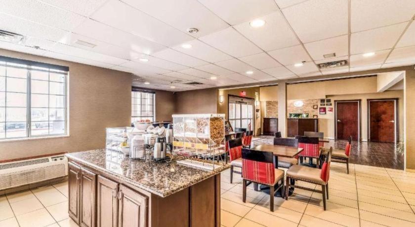 Hawthorn Extended Stay By Wyndham Amarillo Exterior photo