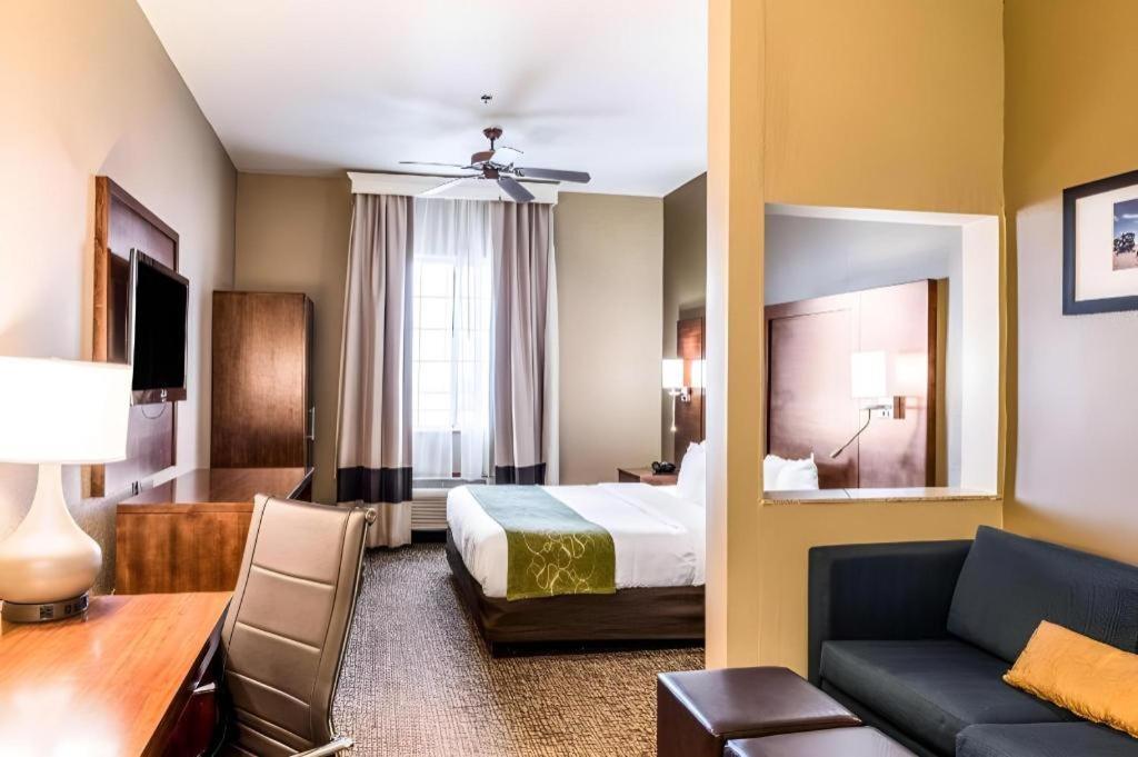 Hawthorn Extended Stay By Wyndham Amarillo Exterior photo