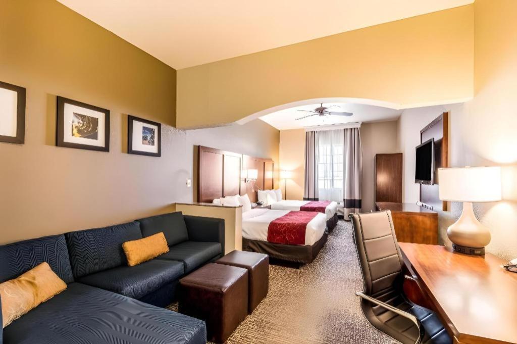 Hawthorn Extended Stay By Wyndham Amarillo Exterior photo